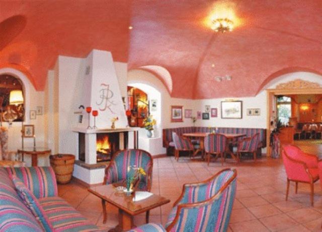 Wohlfuehlresort Und Feriengut Martinerhof Sankt Martin am Tennengebirge Exterior photo