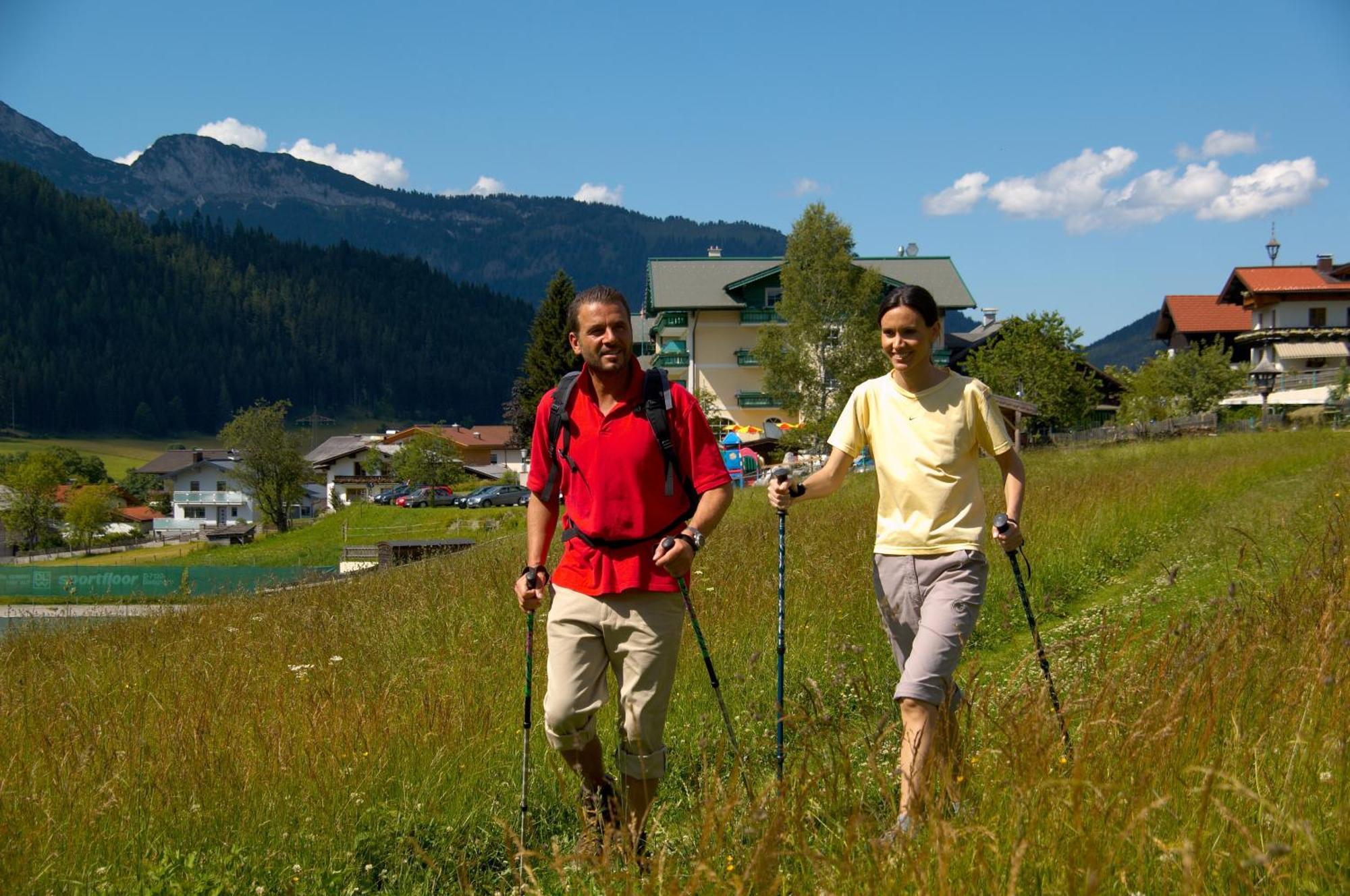 Wohlfuehlresort Und Feriengut Martinerhof Sankt Martin am Tennengebirge Exterior photo