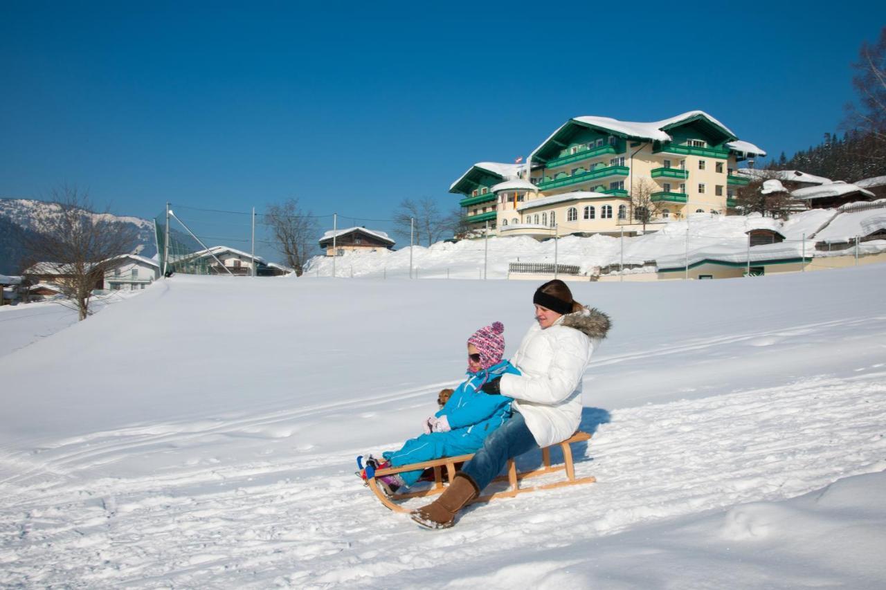 Wohlfuehlresort Und Feriengut Martinerhof Sankt Martin am Tennengebirge Exterior photo